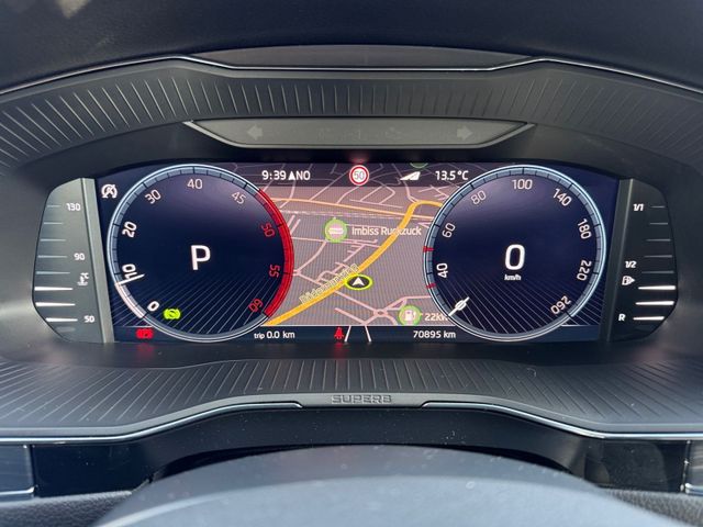 Superb Combi 2.0 TDI Style KESSY+KAM+NAV+MEMORY