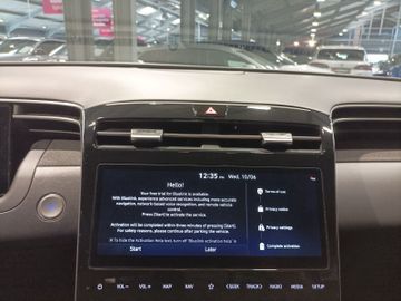 Hyundai TUCSON - 11