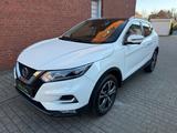 Nissan Qashqai N-Connecta 1.2"360°Kam"Navi"Pano"SiHz" - Nissan Qashqai