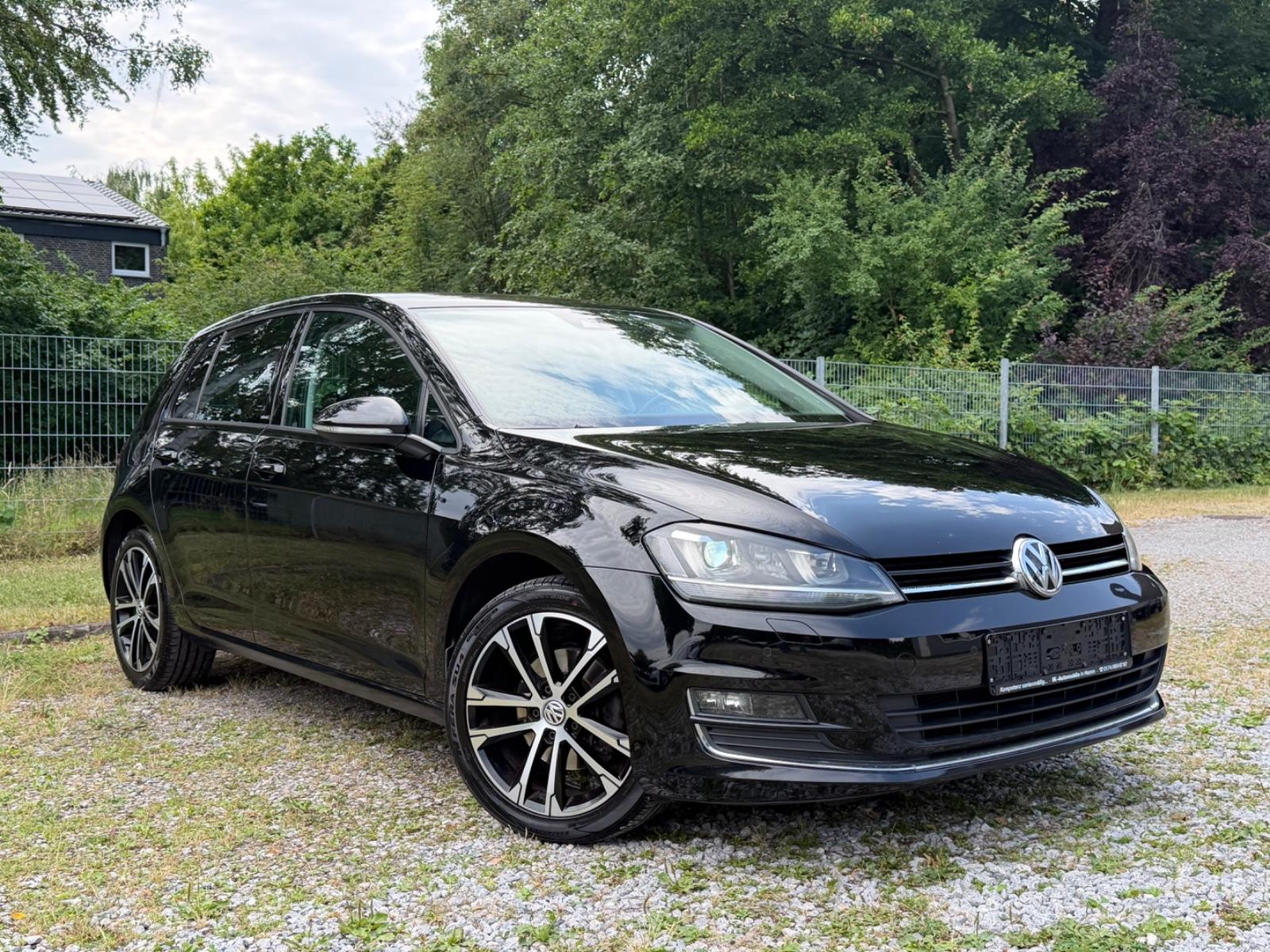 Volkswagen Golf VII Lim. Aut.|SCHWARZ|XENON*NAVI*KLIMA*SHZ*