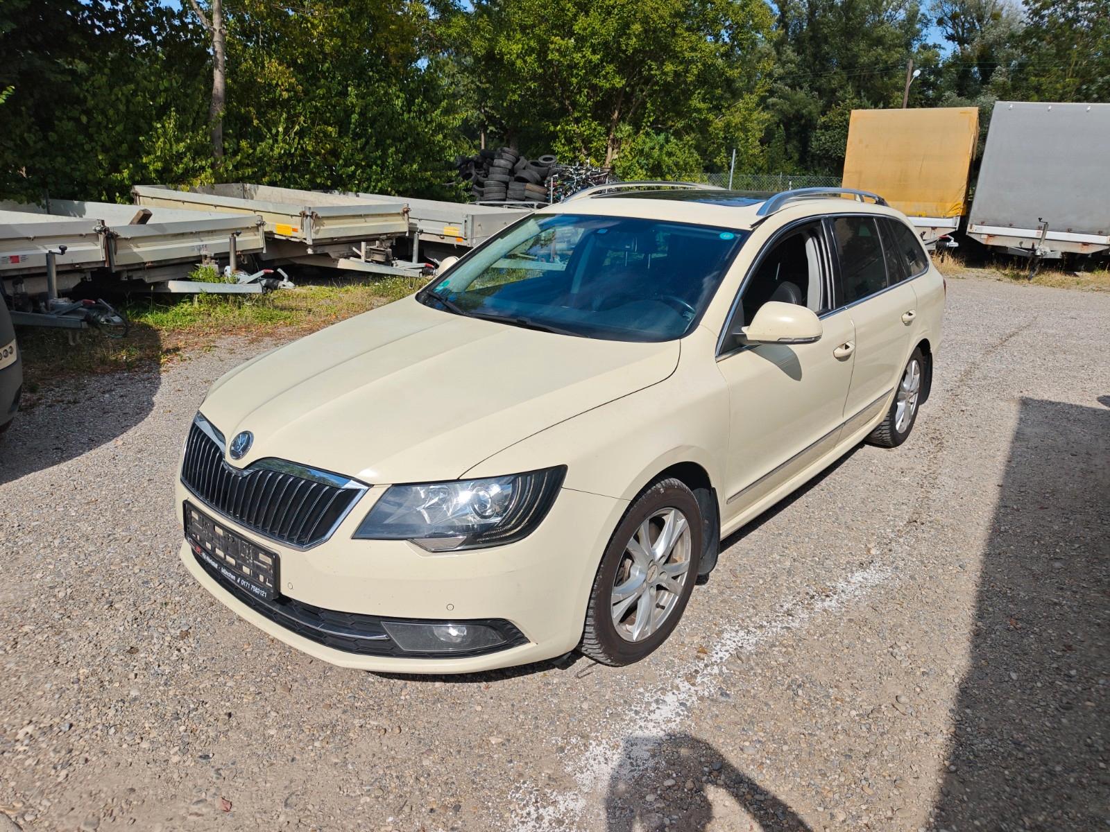 Skoda Superb Combi Elegance