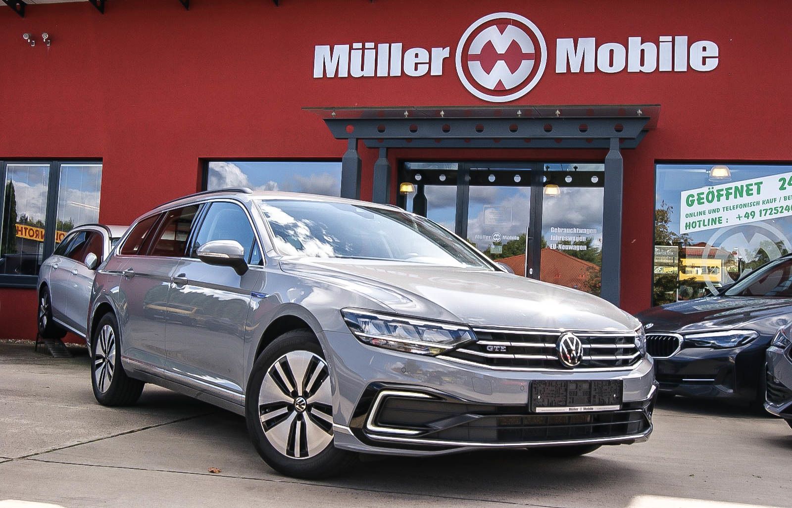 Fahrzeugabbildung Volkswagen Passat Variant HYBRID GTE IQ NAVIGATION 1.HAND