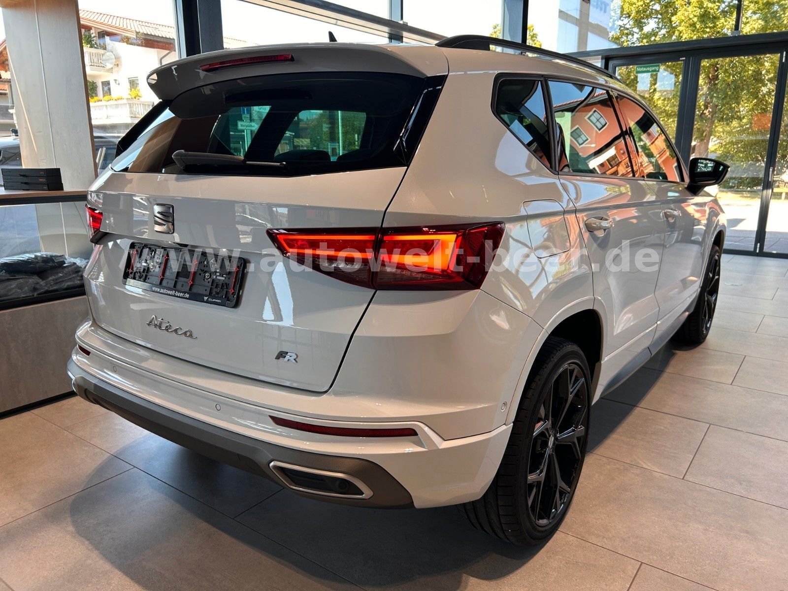 Seat Ateca FR 2.0TDI DSG AHK*BEATS*FullLink*CAM imagem 3