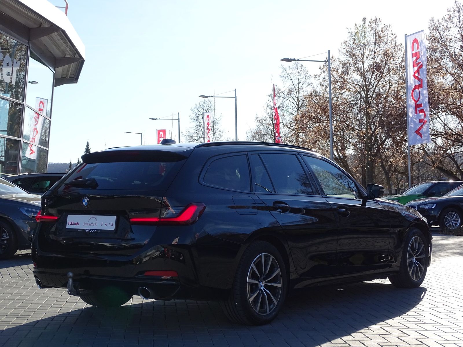 BMW 318d Advantage Aut. LED Navi Head-Up AHK Kamera foto 5