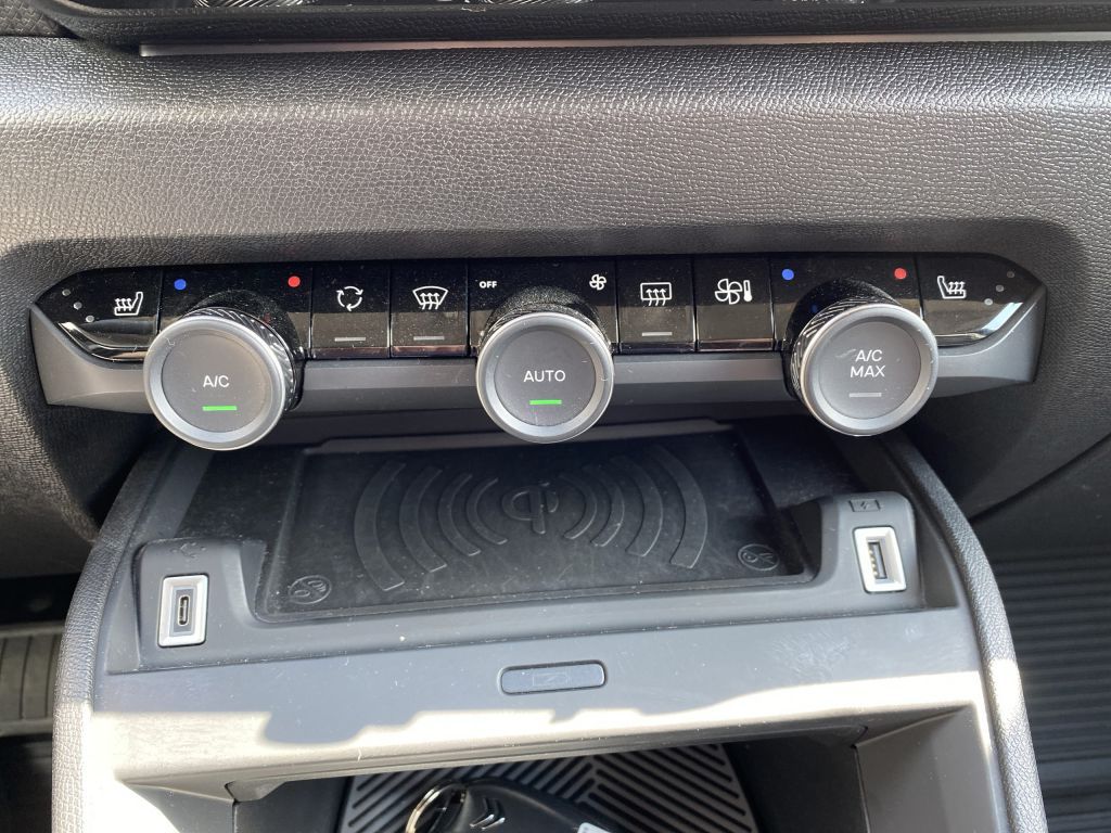 Fahrzeugabbildung Citroën C4 PT 130 S&S *Automatik* MAX *beh. Lenkr*HeadUp