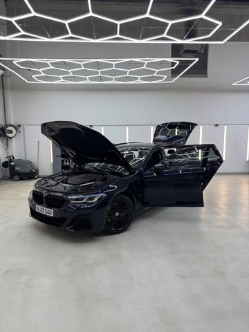 BMW 540i xDrive Tour l M-Sport l H&amp;K l Laser l 1. Hd