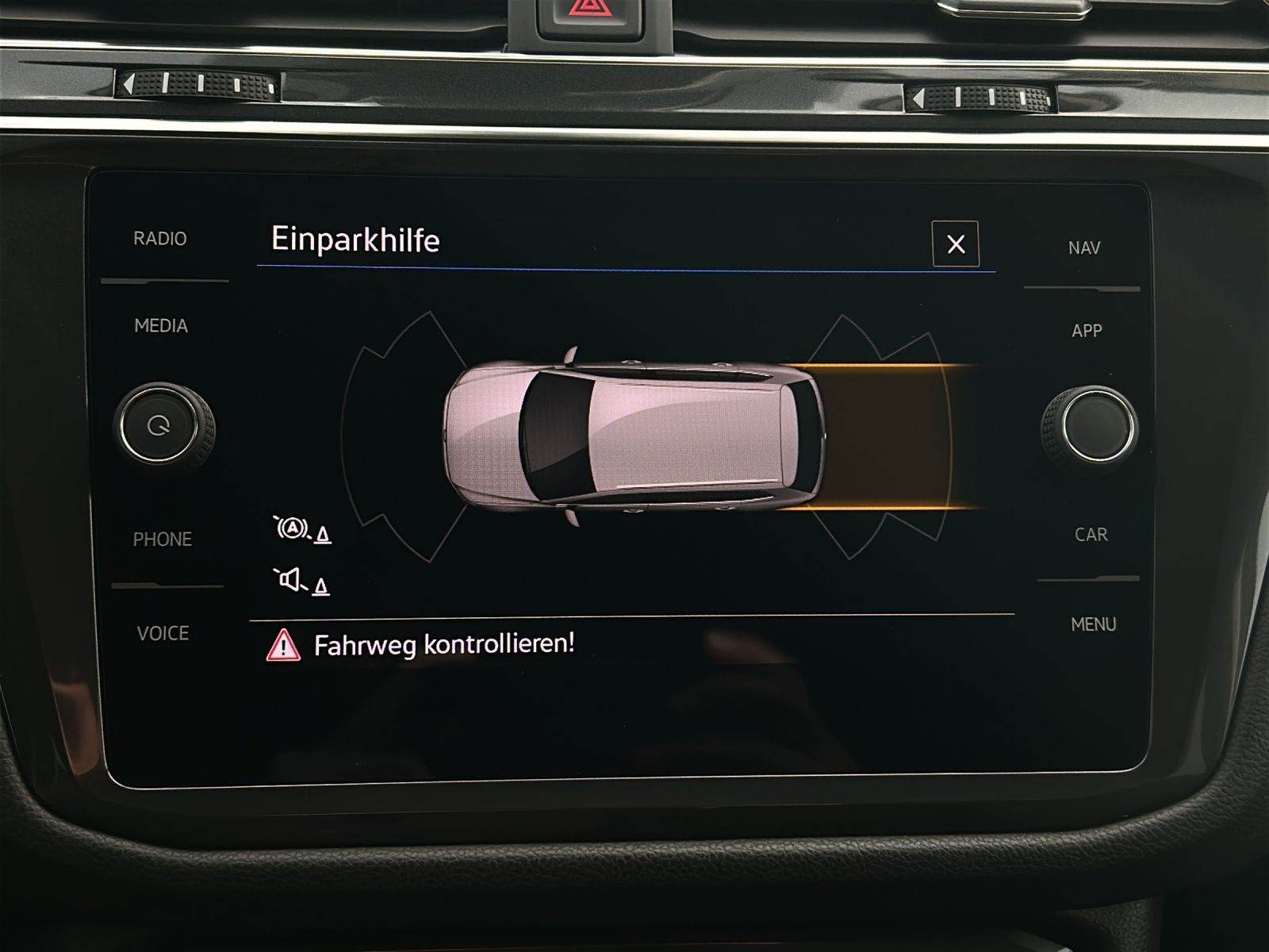 Fahrzeugabbildung Volkswagen Tiguan Allspace Highline 4M TDI DSG LED ACC AHK