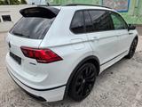 Volkswagen Tiguan R-Line 4Motion 2,0 TSI KEYLESS*PANO - Volkswagen Tiguan: Weiß