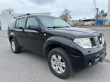 Nissan Pathfinder 2006 2.5 Liter Diesel 4x... - gebrauchte Nissan Pathfinder aus dem Jahr 2006