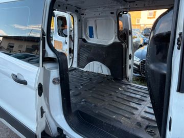 Ford Tourneo Connect - 12