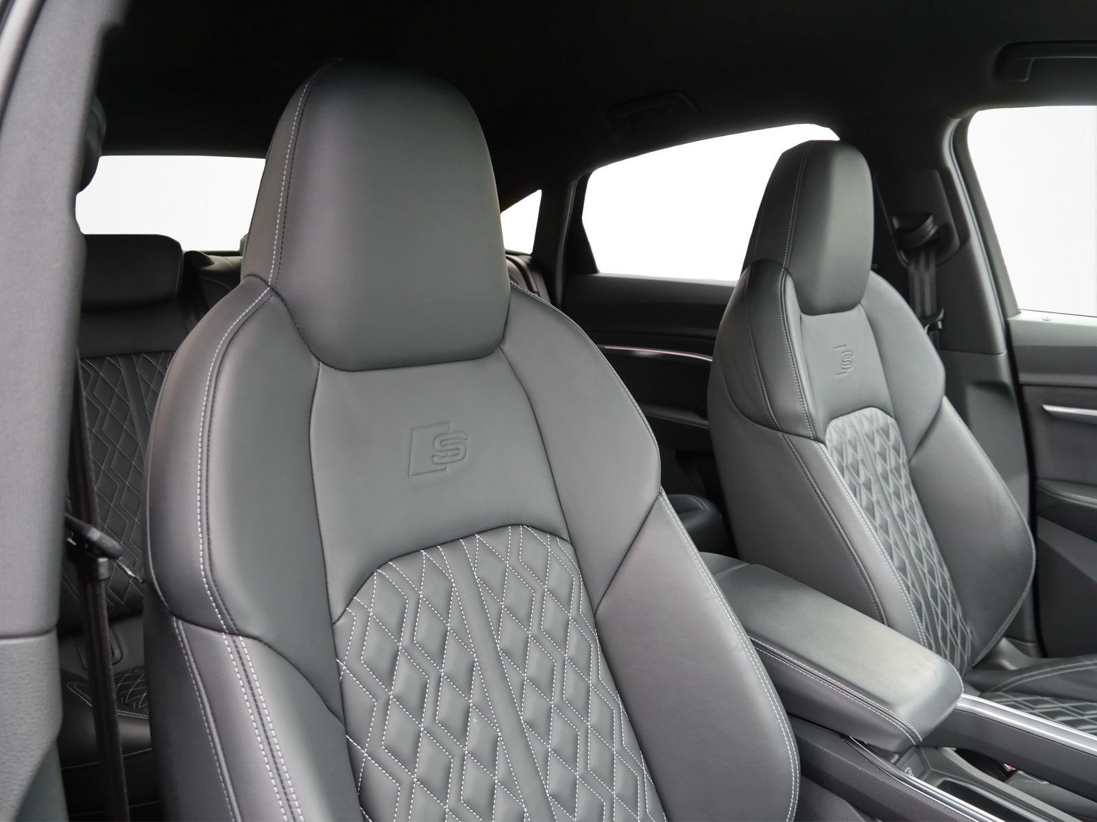 Audi e-tron - Bild 11