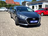Hyundai i40 CW*1.Hand*NUR 65000KM*Scheckheft!!* - Hyundai i40: Kombi