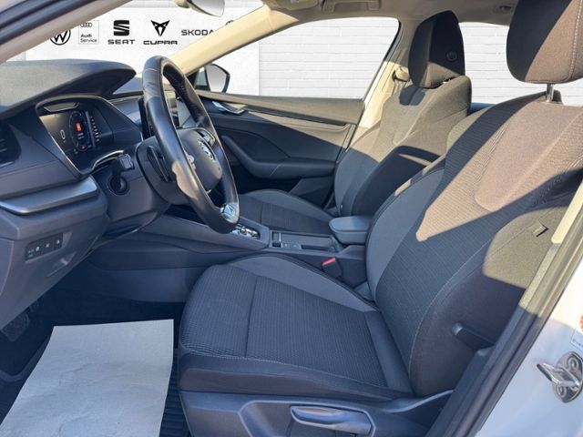 Fahrzeugabbildung SKODA Octavia Combi Ambition 2.0 TDI DSG KLIMA LED NAV