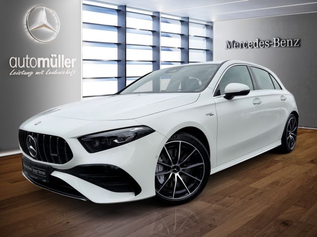 MERCEDES-BENZ AMG A 35 4M AMBIENTE+MULTIBEAM+LENKRADHEIZ+KAM+