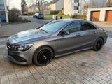 Mercedes-Benz CLA 250 Sport 4MATIC AMG line Night Paket - graue Mercedes-Benz CLA 250