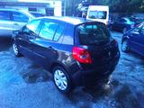 Renault Clio by RIP CURL 1.2 16V Eco2 55kW KLIMA - Renault Clio aus 2008: 1.5