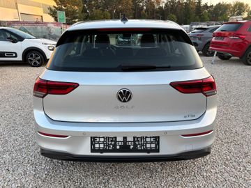 Volkswagen Golf - 5