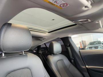 Mercedes CLA 180 Shooting Brake - 10