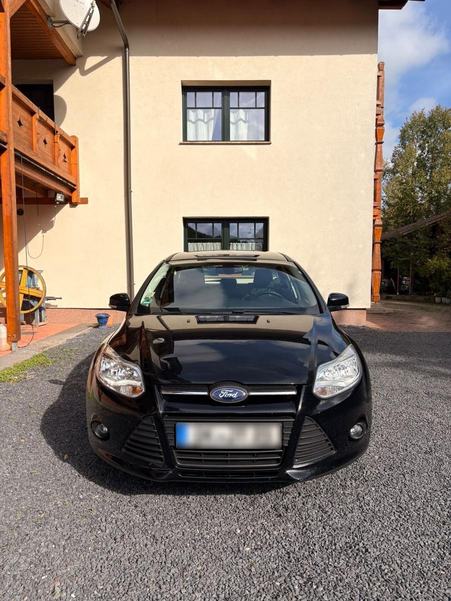 Ford Focus 2014 — rear view