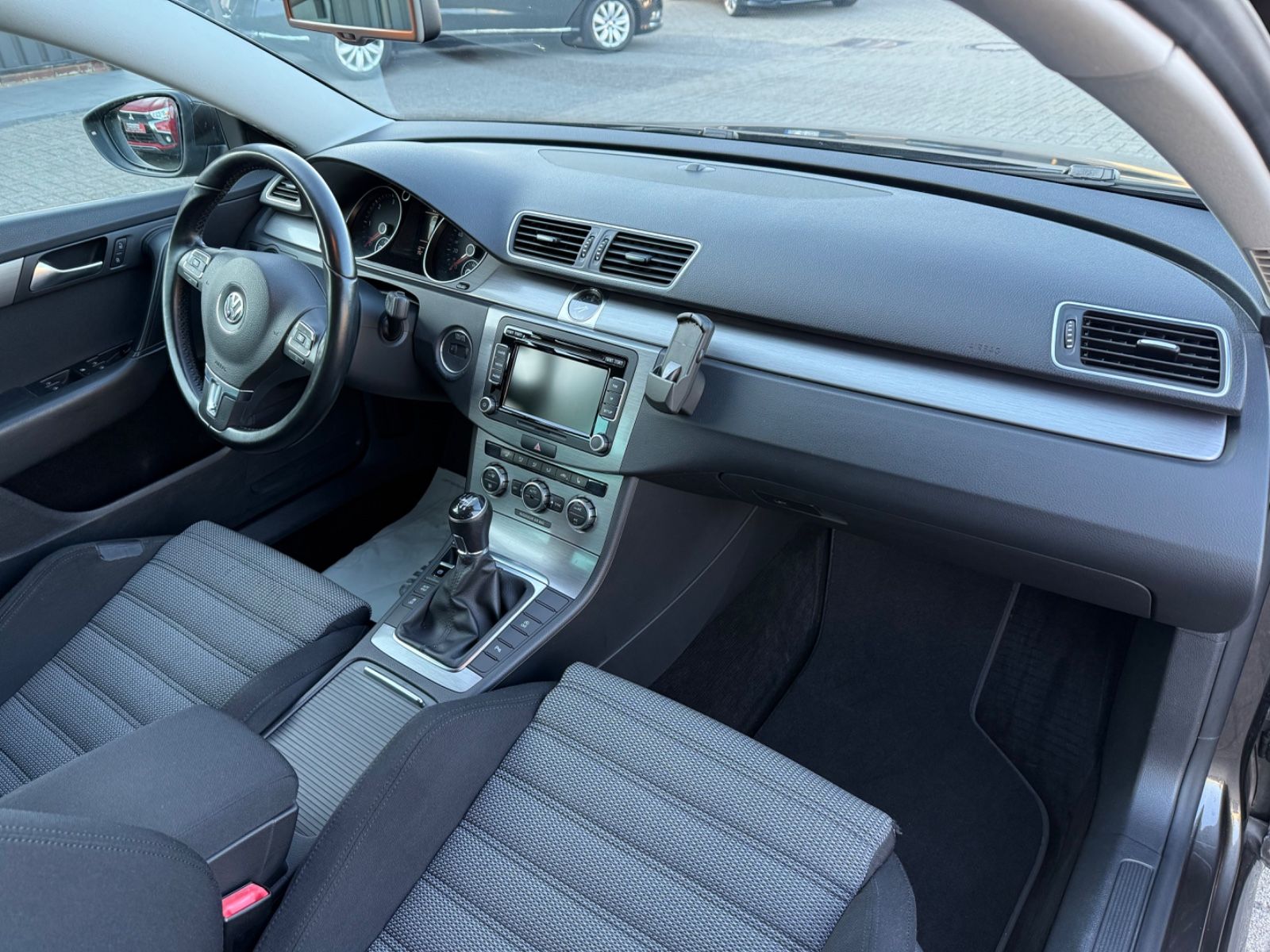 Passat Variant Comfortline BlueMotion*140-PS*SCH