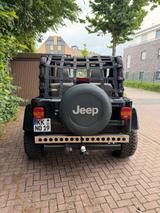 Jeep Wrangler Sport 4.0 Automatik  - Jeep Wrangler Sport mit Benzin-Antrieb