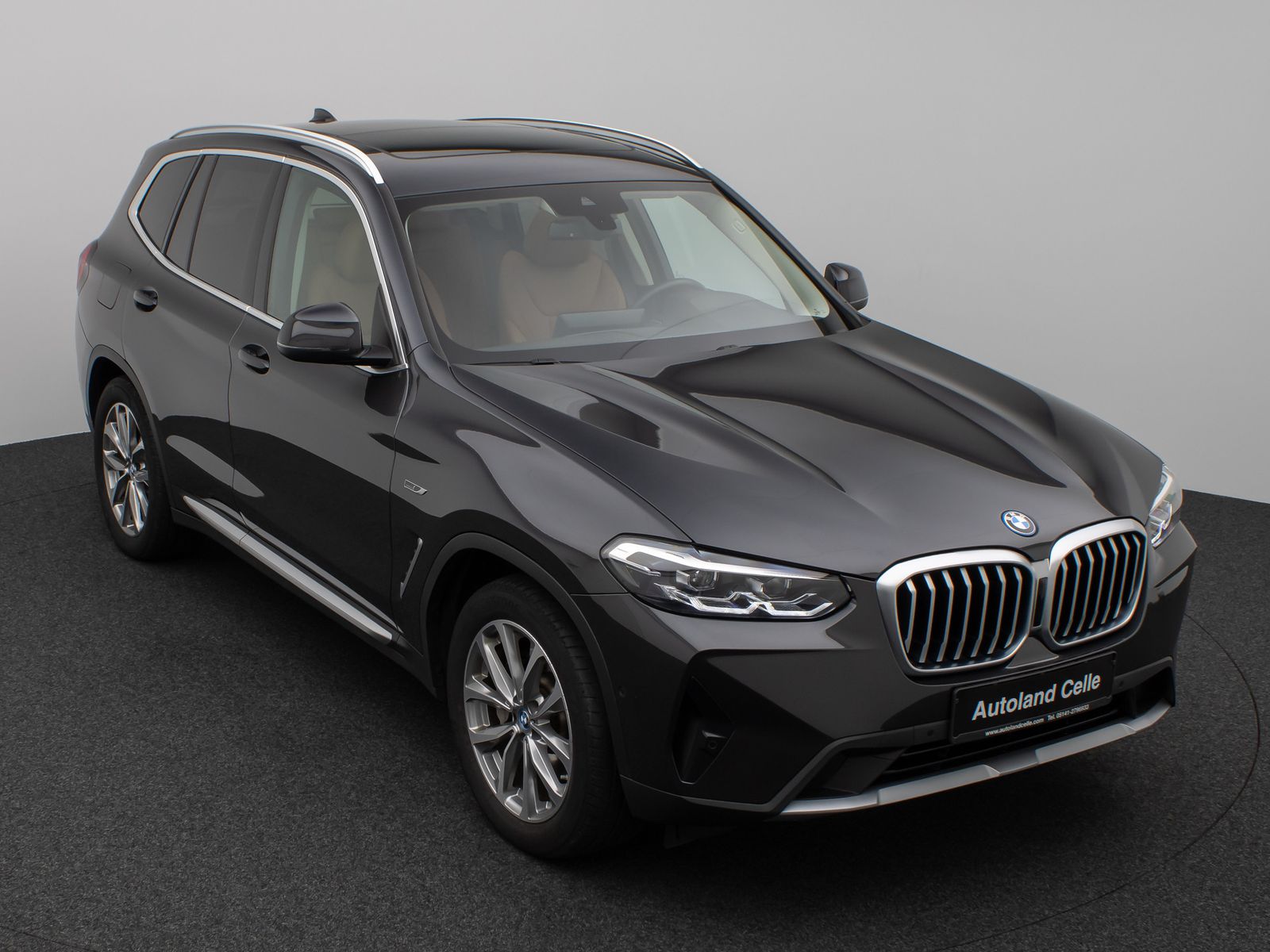 Fahrzeugabbildung BMW X3 xD30e Panorama Kamera DAB AHK DrivingAssist
