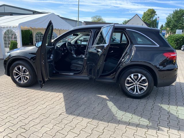 Fahrzeugabbildung Mercedes-Benz GLC 220 d 4Matic+Exclusive+LED ILS+Comand+Kamera