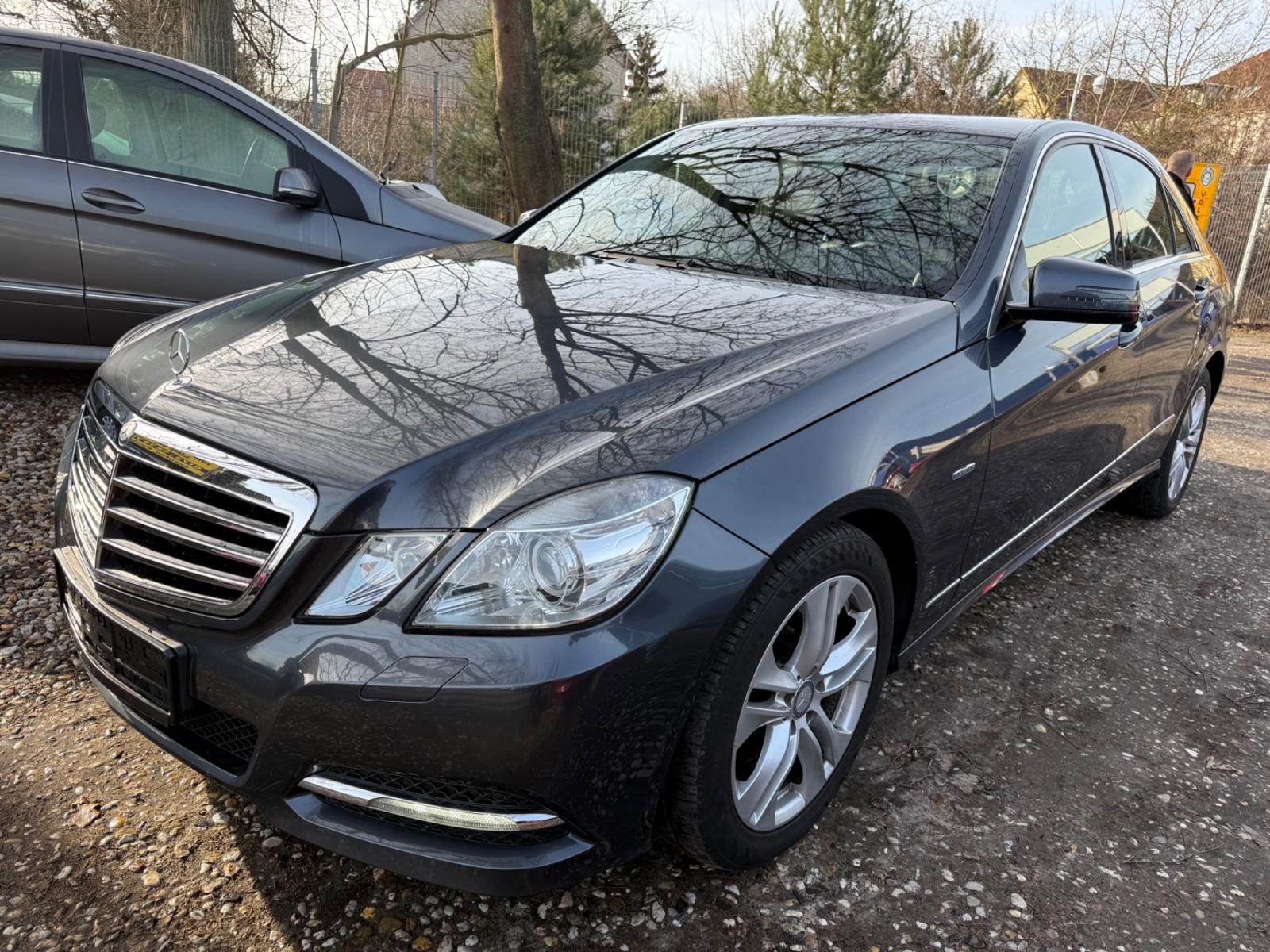 Mercedes-Benz E 250 Limousine CGI BlueEfficiency Avantgarde