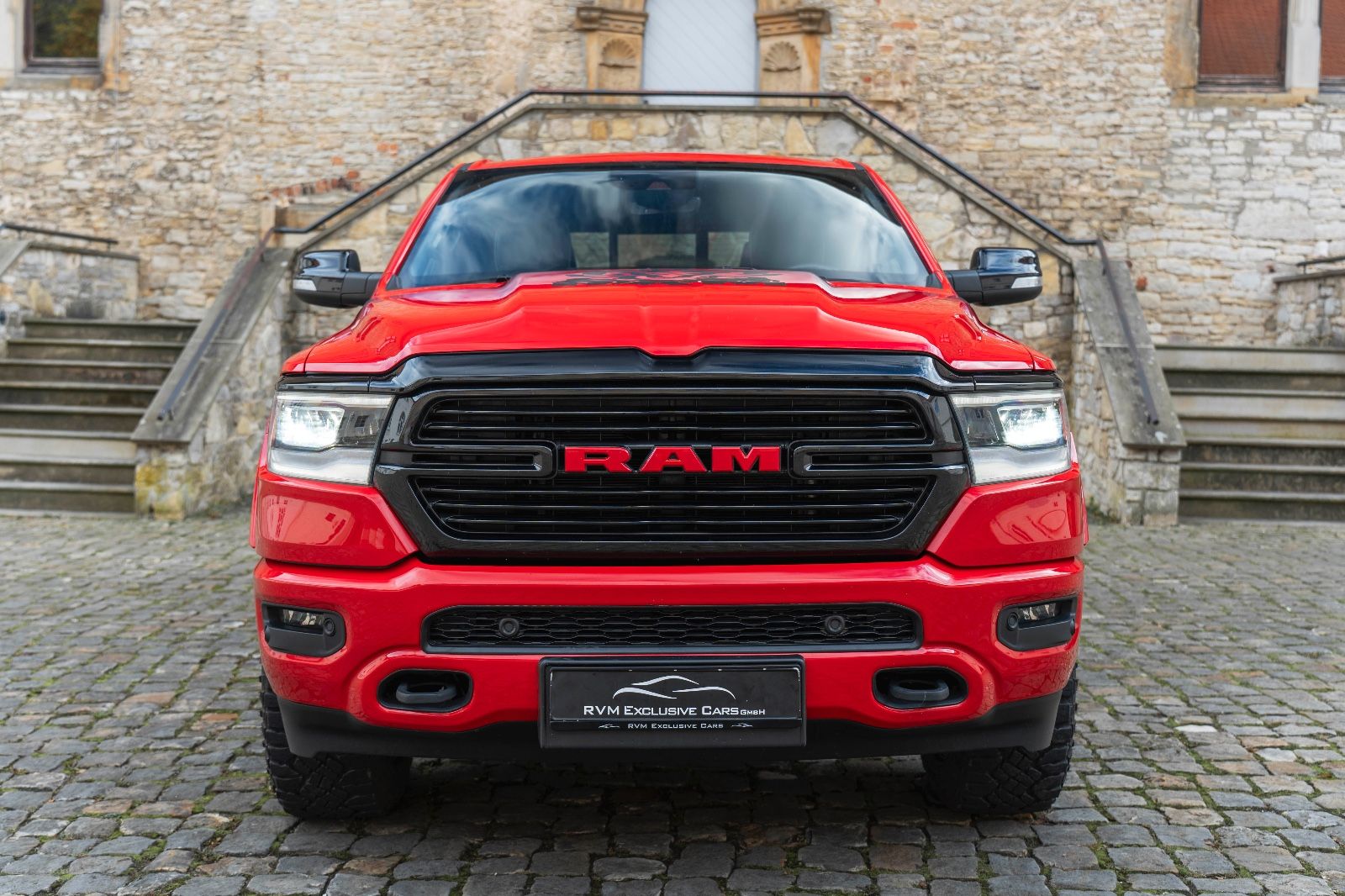 Fahrzeugabbildung Dodge RAM 3.0L LARAMIE ECODIESEL M+S LEDER SZH/SZK KAM