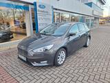 Ford Focus Lim. Titanium NAVI BI-XENON SD PDC APA LMF - Ford Focus: Titanium X