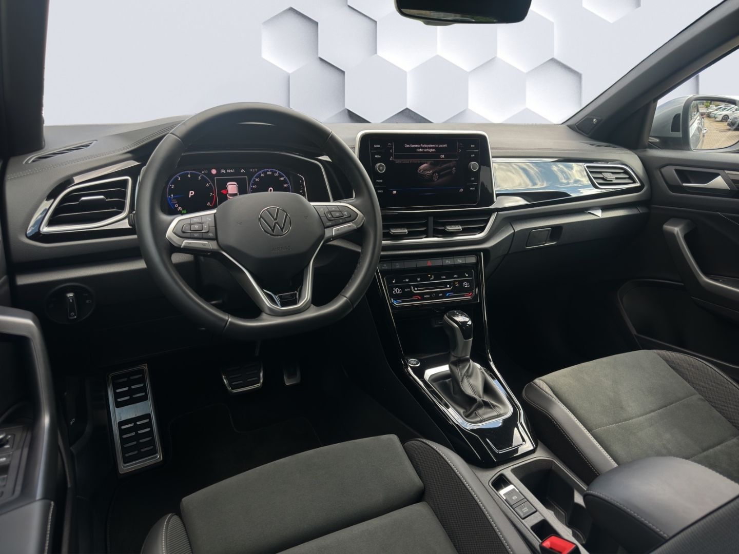 T-Roc 1.5 TSI R-Line 110kW DSG AHZV BeatsAudio A