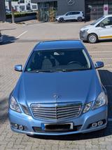 Mercedes-Benz Mercedes Benz E Klasse 250 CGI neu TÜV neu... - Mercedes-Benz E 250 in Bremen