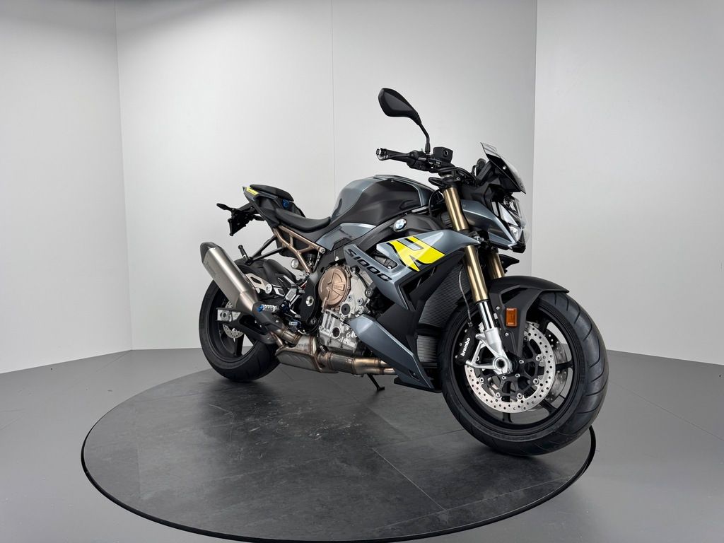 Fahrzeugabbildung BMW S1000 R *VOLLAUSSTATTUNG *SCHMIEDERÄDER