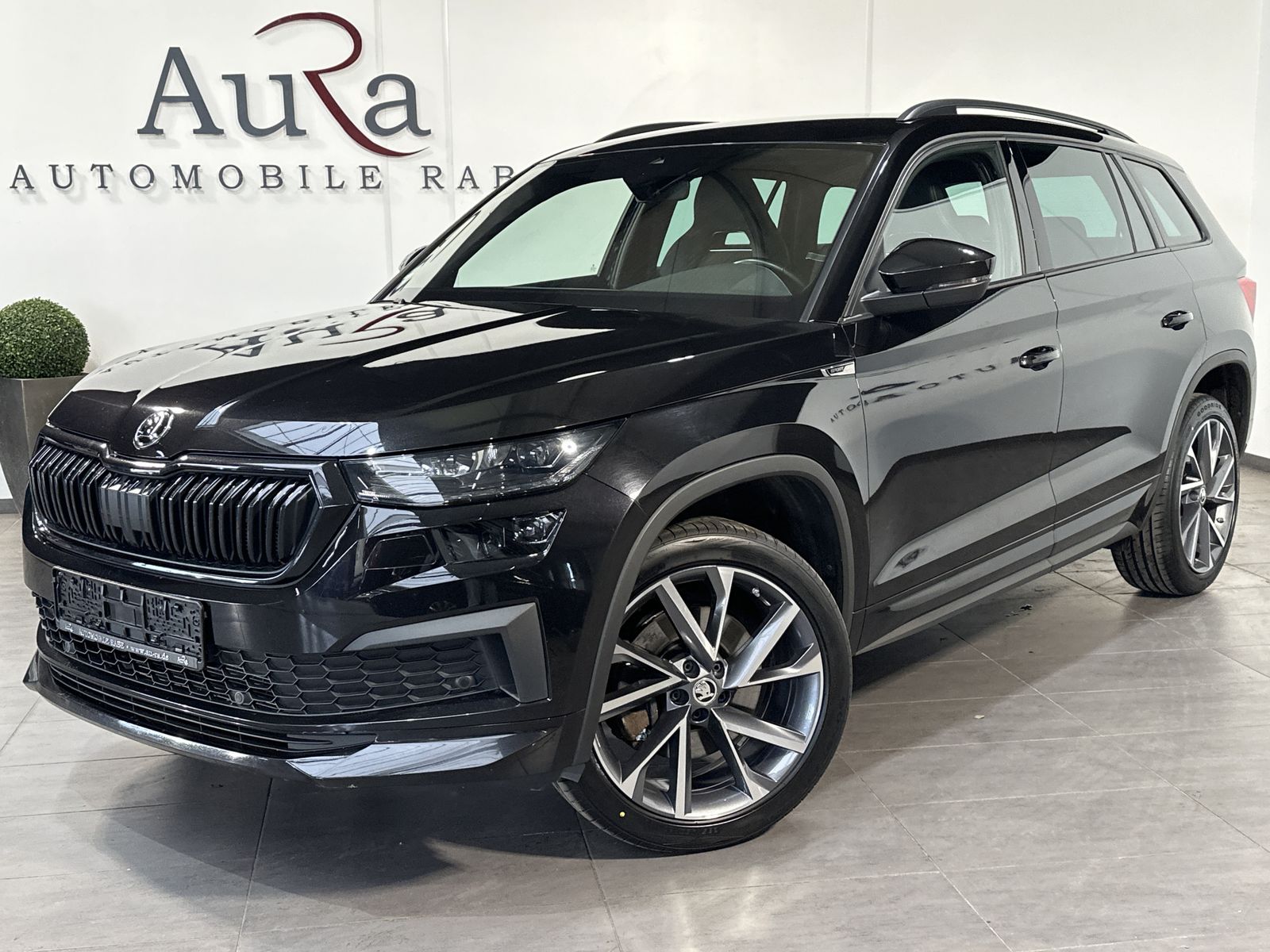 Fahrzeugabbildung SKODA Kodiaq 2.0 TDI 4x4 DSG Sportline NAV+LED+KAM+AHK