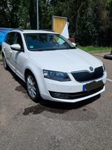 Skoda Octavia III Combi 2.0 TDI Elegance - Skoda Octavia: Elegance TDI