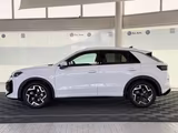 Volkswagen T-Roc 1.5 eTSI R-LINE NEUES MODELL AHK SOFORT - Volkswagen mit Benzin-Antrieb: Modell