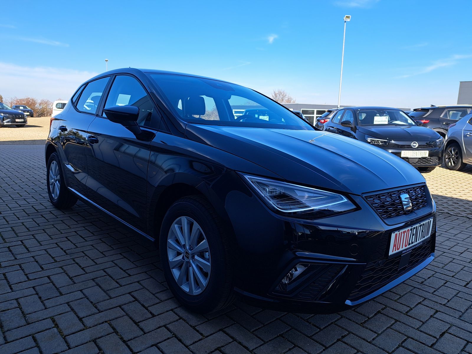 Fahrzeugabbildung SEAT Ibiza 1.0 TSI LED KAMERA WINTERPAKET FULL-LINK