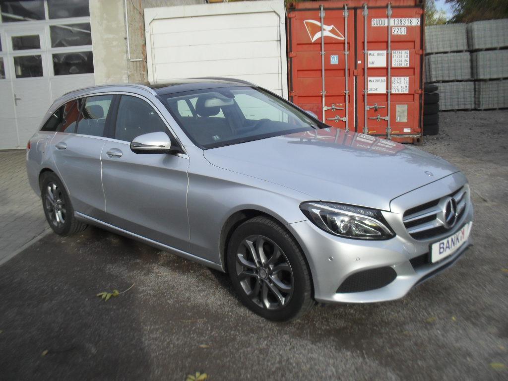 Mercedes-Benz T d 4Matic LED NAVI PANORAMA SHZ RFK AHK  SR+WR