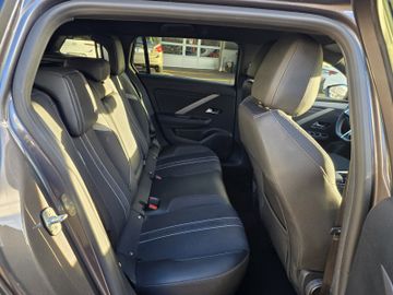 Bild 10 Opel Astra GS ST NAVI/SHZ+LHZ/PDC vo+hi+360Cam/LED