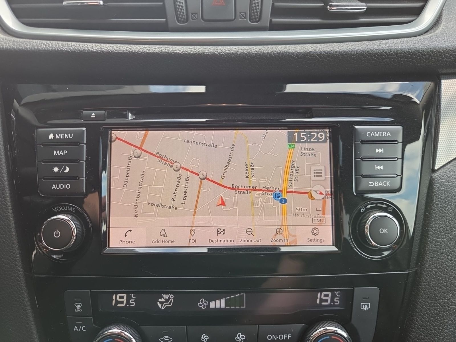 Fahrzeugabbildung Nissan Qashqai 1.3 DIG-T Akari 158 PS Autom. *NAVI*SITZ