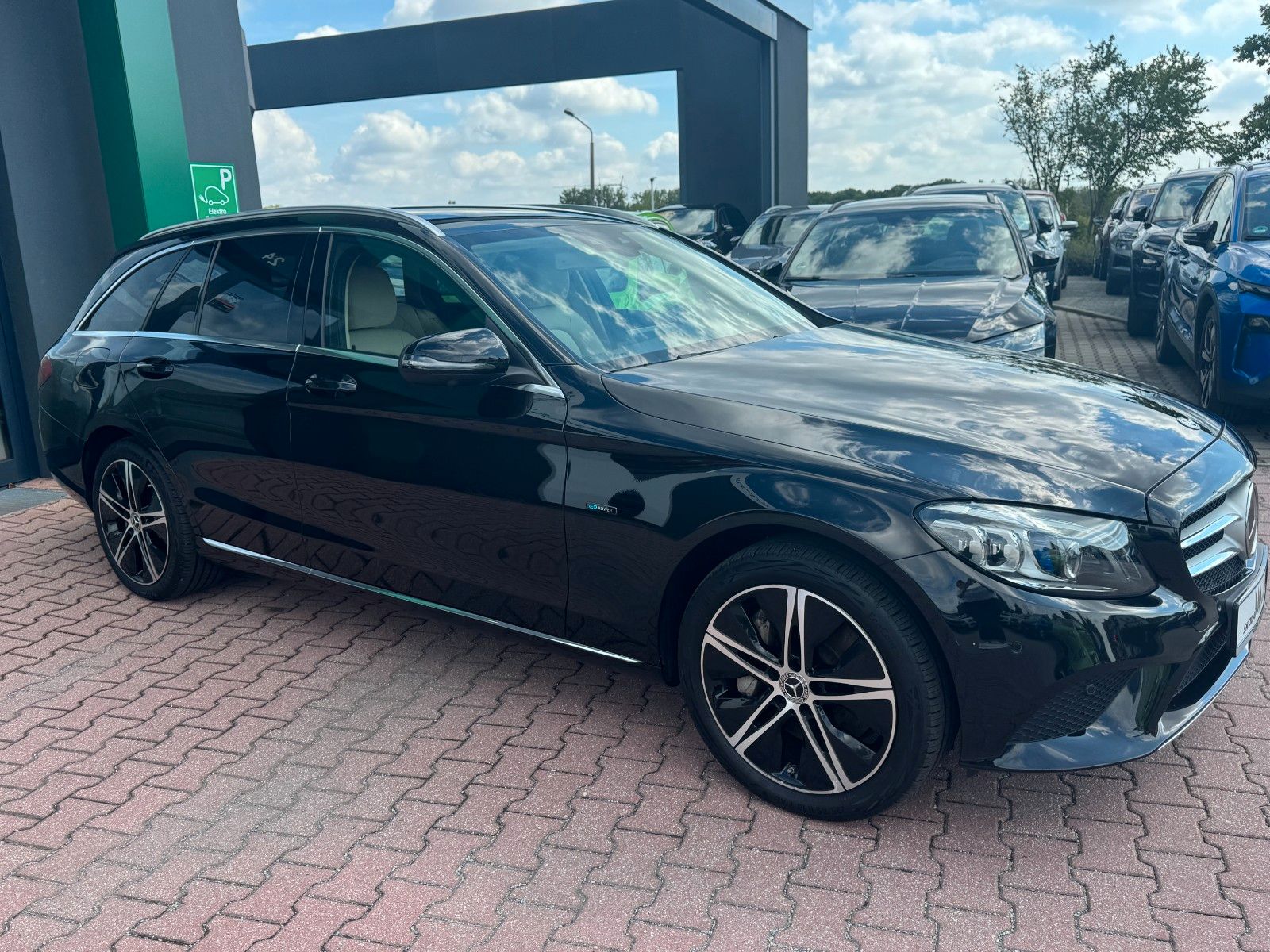 Mercedes-Benz C 300 e T-Modell 155 kW 211 PS AHK imagem 3