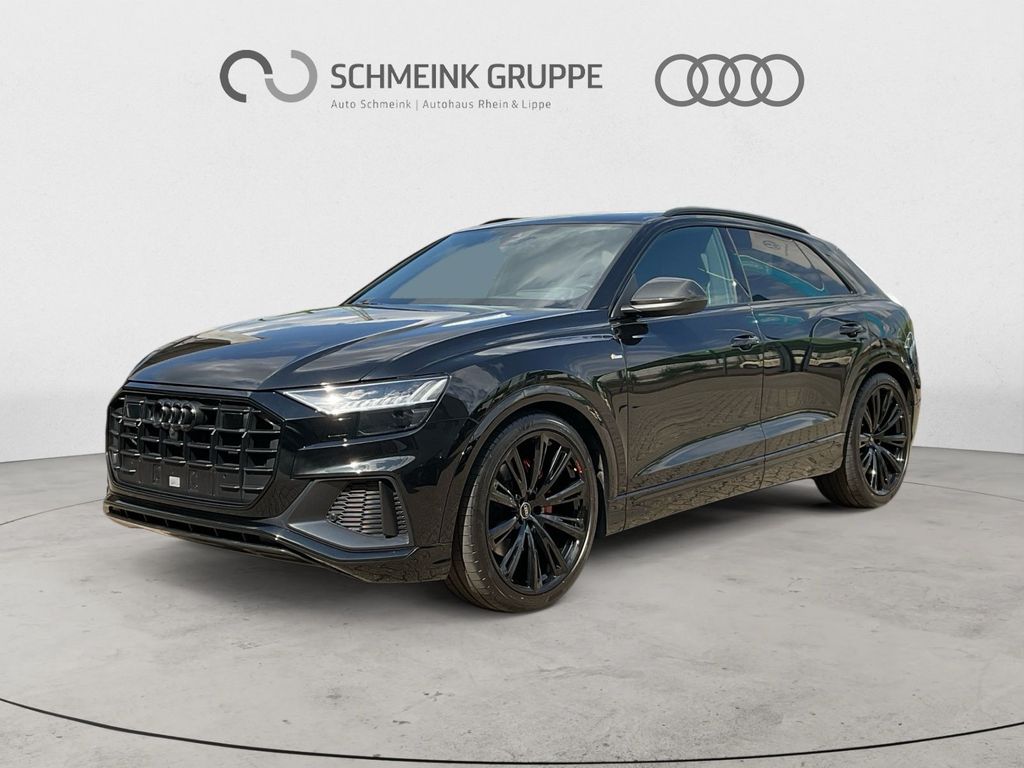 Image of Audi Q8