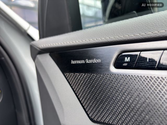 Fahrzeugabbildung Volvo XC90 2.0 PHEV Plus Dark #AWD #Harman/Kardon #Ba