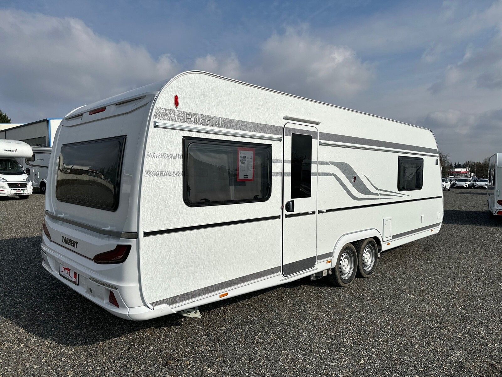 Fahrzeugabbildung Tabbert Puccini 685 DF 2.5 ALDE SAT MOVER