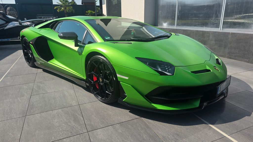 Image of Lamborghini Aventador