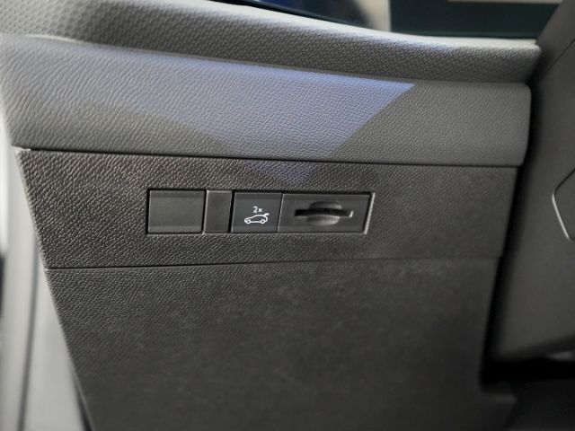 Astra L ST ULTIMATE AT+LED MATRIX+NAVI+360 GRAD