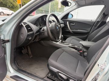 BMW 118 - 10