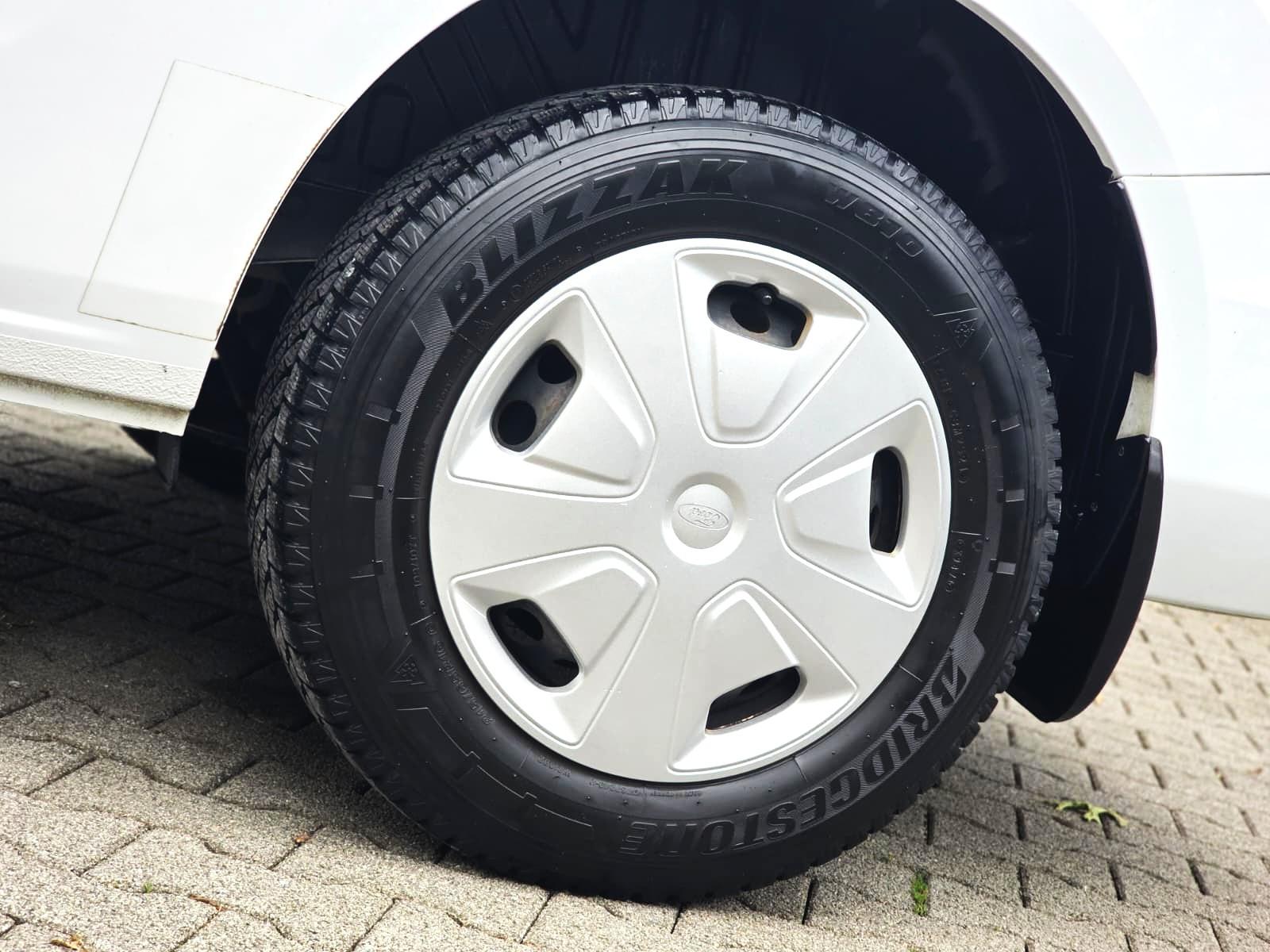 Ford Transit Custom Kombi 340 L AppelCarp.9SitzerMwSt