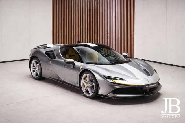 Ferrari SF90 Assetto Fiorano JBL LED 360° CarPlay Carbon
