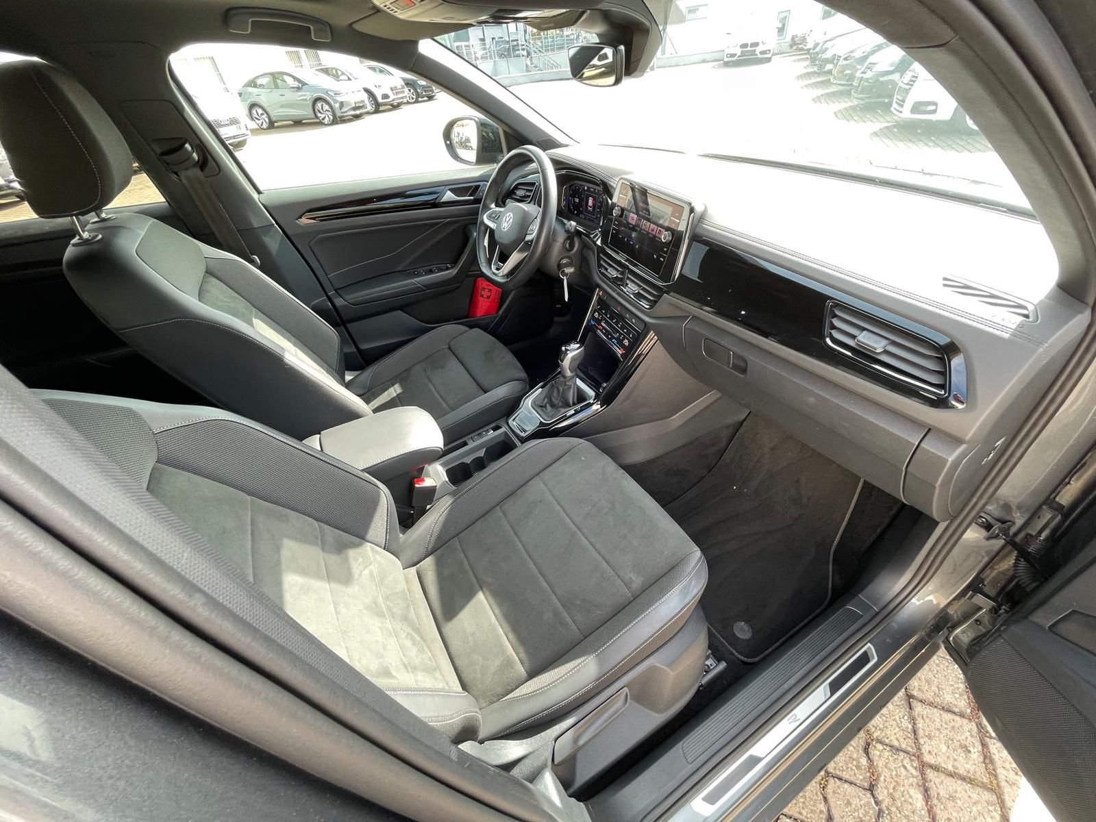 Volkswagen T-Roc R-Line 1.5 DSG ACC BLACK STYLE NAV PANO, миниатюра 19
